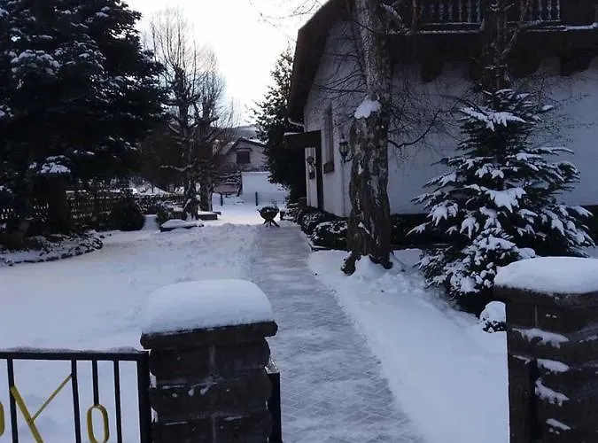 Ellen * Ehrenberg (Hessen)